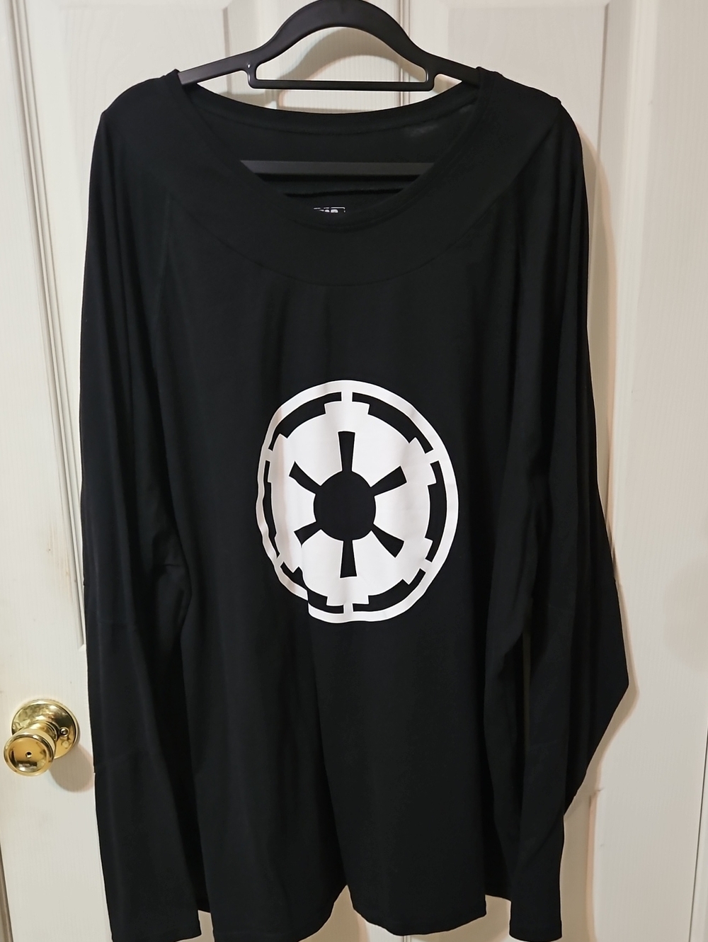 Star Wars Long-Sleeve Graphic Crewneck Shirt